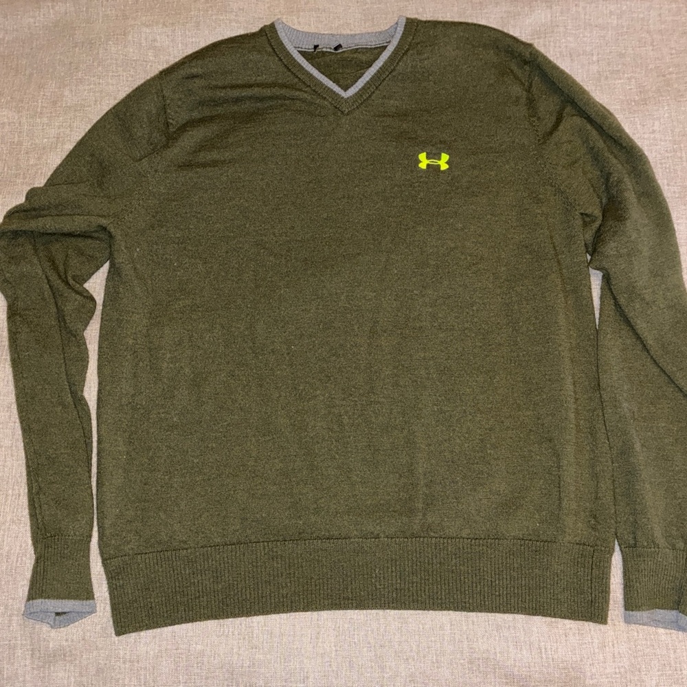 Under Armour Men's Green V-Neck Sweater